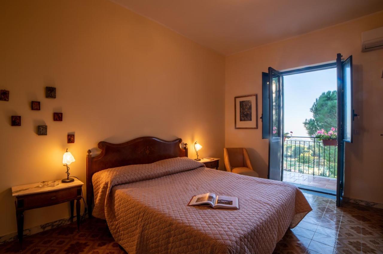 Casa Museo A' Rina Villa Belpasso Bagian luar foto
